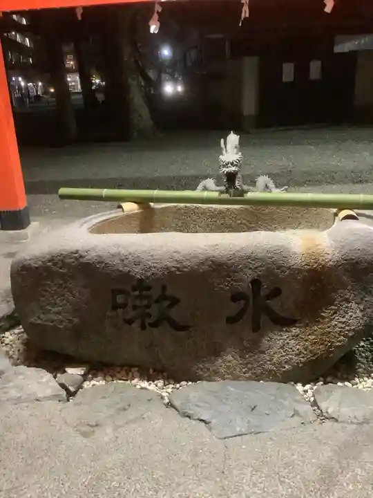 金神社の手水舎