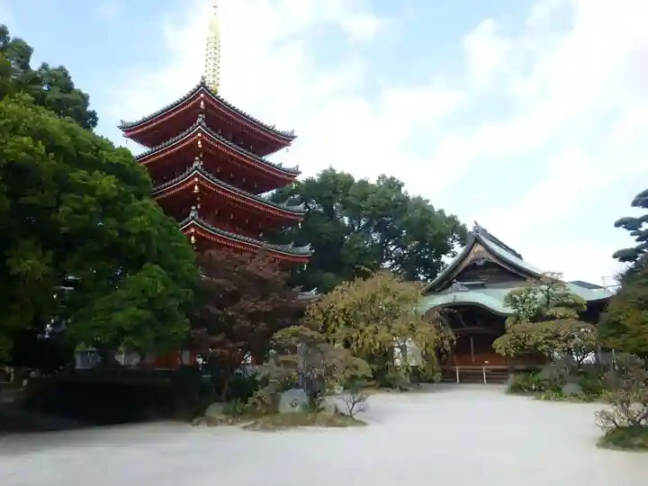 東長寺の塔