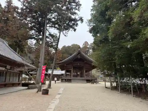 猿投神社の{uncategorized: "未分類", other: "その他", undefined: "問題あり", building: "その他建物", grave: "お墓", sacred_gate: "鳥居", guardian: "狛犬", statue: "像", buddha: "仏像", history: "歴史", nature: "自然", garden: "庭園", animal: "動物", pagoda: "塔", temizu: "手水舎", mountain_gate: "山門・神門", sanctuary: "本殿・本堂", subordinate: "末社・摂社", art: "芸術", scenery: "景色", jizo: "地蔵", ema: "絵馬", goshuin: "御朱印", omikuji: "おみくじ", items: "授与品その他", amulet: "お守り", goshuincho: "御朱印帳", eats: "食事", festival: "お祭り", votive_dance: "神楽", shichigosan: "七五三参", wedding: "結婚式", experience: "体験その他", initially: "初詣", around: "周辺", anti_infection: "感染症対策"}