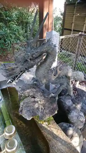 伊冨利部神社の手水舎