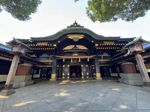 穴八幡宮の本殿・本堂