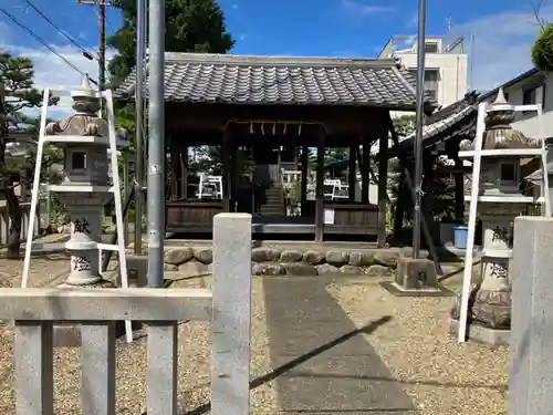 八幡神社の本殿・本堂
