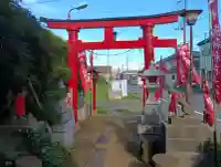楠森稲荷神社の{uncategorized: "未分類", other: "その他", undefined: "問題あり", building: "その他建物", grave: "お墓", sacred_gate: "鳥居", guardian: "狛犬", statue: "像", buddha: "仏像", history: "歴史", nature: "自然", garden: "庭園", animal: "動物", pagoda: "塔", temizu: "手水舎", mountain_gate: "山門・神門", sanctuary: "本殿・本堂", subordinate: "末社・摂社", art: "芸術", scenery: "景色", jizo: "地蔵", ema: "絵馬", goshuin: "御朱印", omikuji: "おみくじ", items: "授与品その他", amulet: "お守り", goshuincho: "御朱印帳", eats: "食事", festival: "お祭り", votive_dance: "神楽", shichigosan: "七五三参", wedding: "結婚式", experience: "体験その他", initially: "初詣", around: "周辺", anti_infection: "感染症対策"}