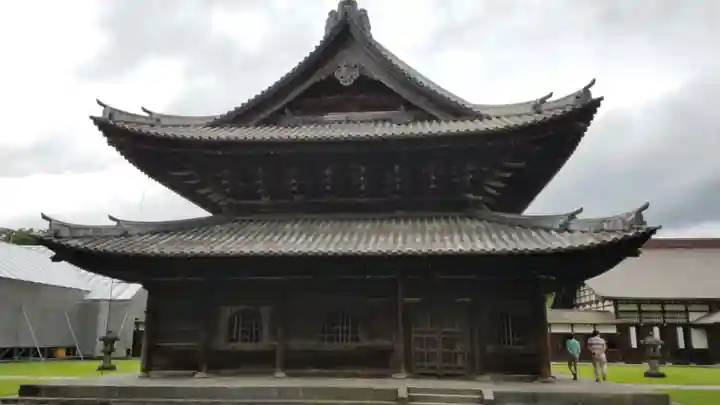 瑞龍寺の本殿・本堂