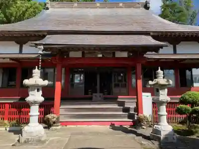 盛隆寺の本殿・本堂