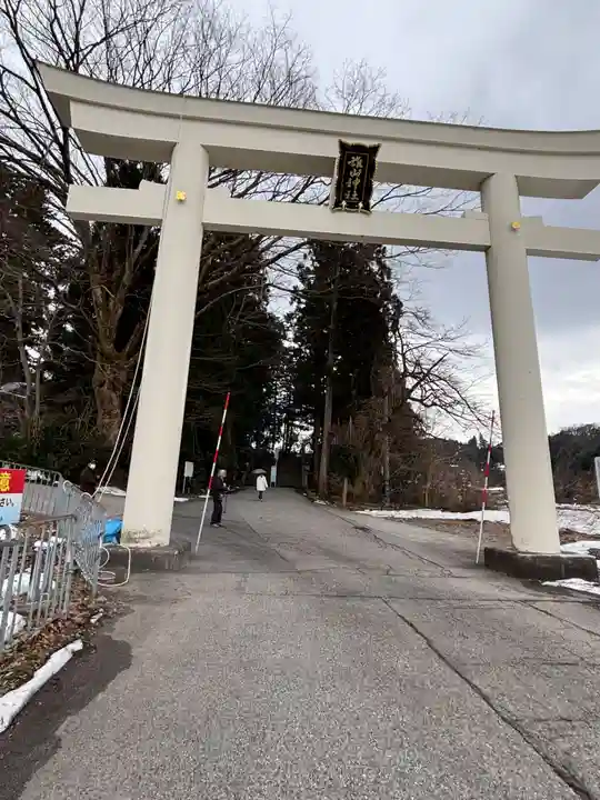 雄山神社中宮祈願殿(富山県)