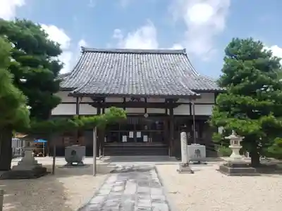来迎寺の本殿・本堂
