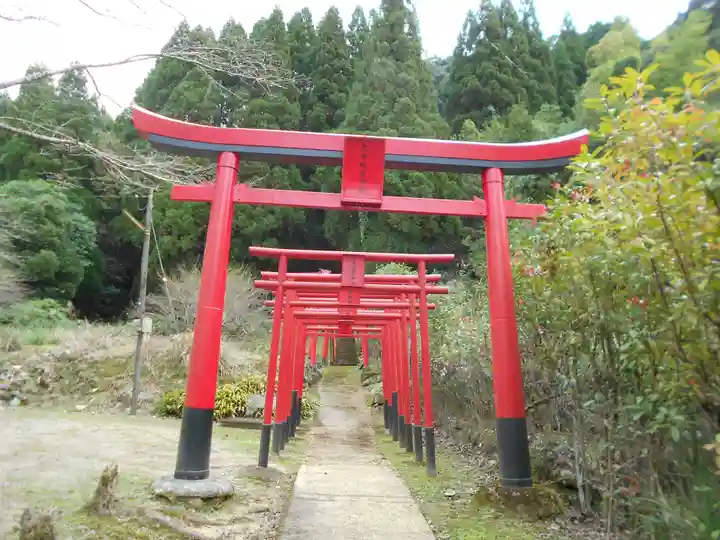 志水稲荷神社の鳥居