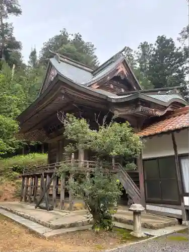 牧八幡宮の本殿・本堂