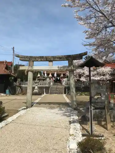 津田八幡宮の鳥居