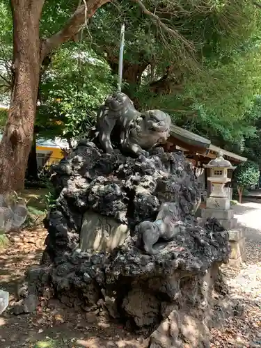 前原御嶽神社の狛犬