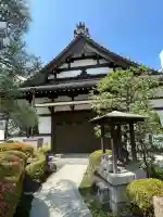 正覚寺の{uncategorized: "未分類", other: "その他", undefined: "問題あり", building: "その他建物", grave: "お墓", sacred_gate: "鳥居", guardian: "狛犬", statue: "像", buddha: "仏像", history: "歴史", nature: "自然", garden: "庭園", animal: "動物", pagoda: "塔", temizu: "手水舎", mountain_gate: "山門・神門", sanctuary: "本殿・本堂", subordinate: "末社・摂社", art: "芸術", scenery: "景色", jizo: "地蔵", ema: "絵馬", goshuin: "御朱印", omikuji: "おみくじ", items: "授与品その他", amulet: "お守り", goshuincho: "御朱印帳", eats: "食事", festival: "お祭り", votive_dance: "神楽", shichigosan: "七五三参", wedding: "結婚式", experience: "体験その他", initially: "初詣", around: "周辺", anti_infection: "感染症対策"}