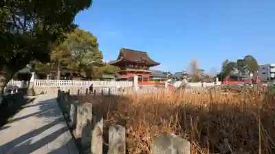伊賀八幡宮の{uncategorized: "未分類", other: "その他", undefined: "問題あり", building: "その他建物", grave: "お墓", sacred_gate: "鳥居", guardian: "狛犬", statue: "像", buddha: "仏像", history: "歴史", nature: "自然", garden: "庭園", animal: "動物", pagoda: "塔", temizu: "手水舎", mountain_gate: "山門・神門", sanctuary: "本殿・本堂", subordinate: "末社・摂社", art: "芸術", scenery: "景色", jizo: "地蔵", ema: "絵馬", goshuin: "御朱印", omikuji: "おみくじ", items: "授与品その他", amulet: "お守り", goshuincho: "御朱印帳", eats: "食事", festival: "お祭り", votive_dance: "神楽", shichigosan: "七五三参", wedding: "結婚式", experience: "体験その他", initially: "初詣", around: "周辺", anti_infection: "感染症対策"}
