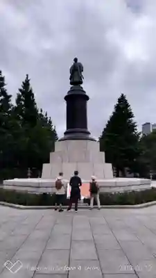 靖國神社の像