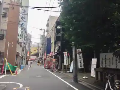 銀杏岡八幡神社の周辺