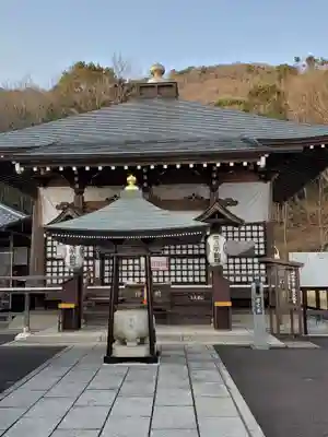 三毳不動尊の本殿・本堂