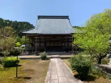 粟生寺の本殿・本堂