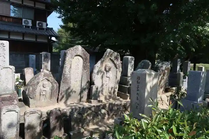 西光寺(三重県)