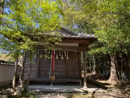 淡河八幡神社の末社・摂社