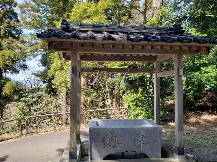 常国神社の手水舎