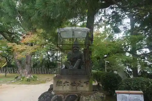 新日吉神宮の狛犬