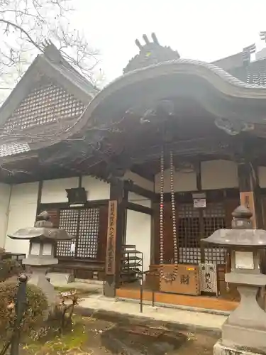 薬王寺の本殿・本堂