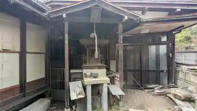 金剛院の{uncategorized: "未分類", other: "その他", undefined: "問題あり", building: "その他建物", grave: "お墓", sacred_gate: "鳥居", guardian: "狛犬", statue: "像", buddha: "仏像", history: "歴史", nature: "自然", garden: "庭園", animal: "動物", pagoda: "塔", temizu: "手水舎", mountain_gate: "山門・神門", sanctuary: "本殿・本堂", subordinate: "末社・摂社", art: "芸術", scenery: "景色", jizo: "地蔵", ema: "絵馬", goshuin: "御朱印", omikuji: "おみくじ", items: "授与品その他", amulet: "お守り", goshuincho: "御朱印帳", eats: "食事", festival: "お祭り", votive_dance: "神楽", shichigosan: "七五三参", wedding: "結婚式", experience: "体験その他", initially: "初詣", around: "周辺", anti_infection: "感染症対策"}