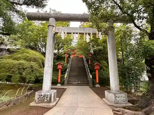 穴八幡宮(東京都)