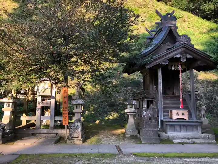 須我神社の末社・摂社