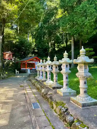 赤水蛇石神社の建物その他