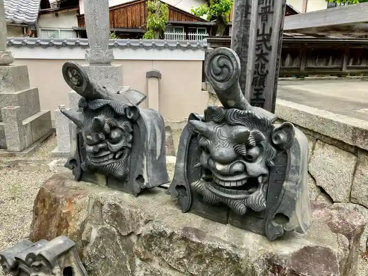 法恩寺の{uncategorized: "未分類", other: "その他", undefined: "問題あり", building: "その他建物", grave: "お墓", sacred_gate: "鳥居", guardian: "狛犬", statue: "像", buddha: "仏像", history: "歴史", nature: "自然", garden: "庭園", animal: "動物", pagoda: "塔", temizu: "手水舎", mountain_gate: "山門・神門", sanctuary: "本殿・本堂", subordinate: "末社・摂社", art: "芸術", scenery: "景色", jizo: "地蔵", ema: "絵馬", goshuin: "御朱印", omikuji: "おみくじ", items: "授与品その他", amulet: "お守り", goshuincho: "御朱印帳", eats: "食事", festival: "お祭り", votive_dance: "神楽", shichigosan: "七五三参", wedding: "結婚式", experience: "体験その他", initially: "初詣", around: "周辺", anti_infection: "感染症対策"}