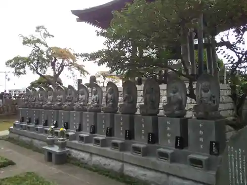 梅岩寺の仏像