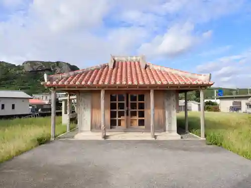 十山神社の本殿