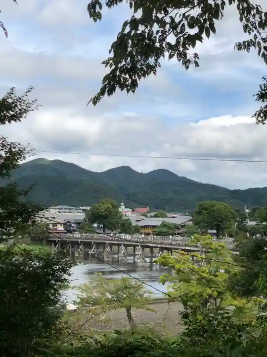 櫟谷宗像神社(松尾大社摂社)の景色