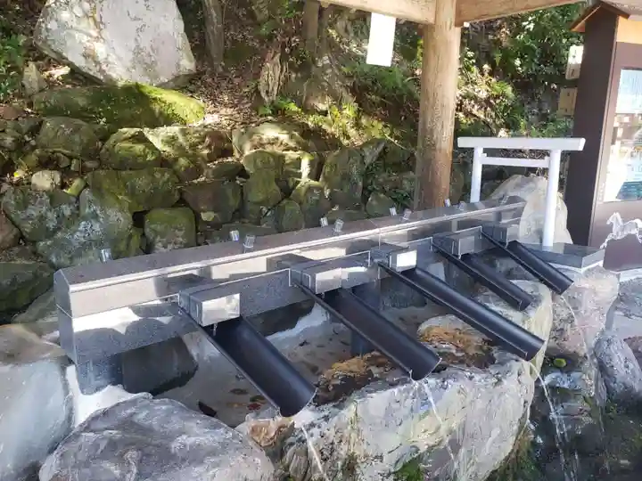 多度大社の手水舎