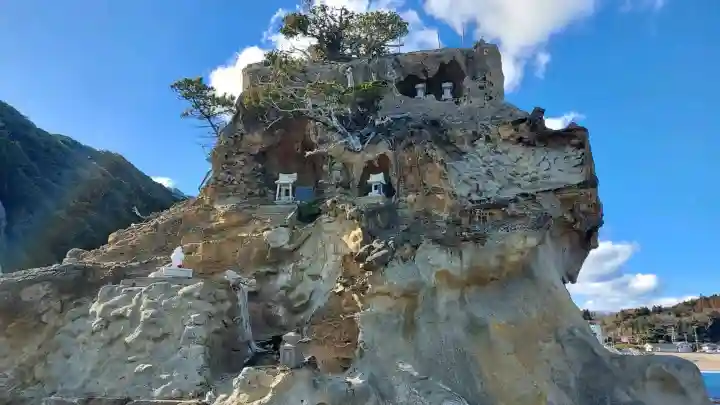 波立寺(波立薬師)の{uncategorized: "未分類", other: "その他", undefined: "問題あり", building: "その他建物", grave: "お墓", sacred_gate: "鳥居", guardian: "狛犬", statue: "像", buddha: "仏像", history: "歴史", nature: "自然", garden: "庭園", animal: "動物", pagoda: "塔", temizu: "手水舎", mountain_gate: "山門・神門", sanctuary: "本殿・本堂", subordinate: "末社・摂社", art: "芸術", scenery: "景色", jizo: "地蔵", ema: "絵馬", goshuin: "御朱印", omikuji: "おみくじ", items: "授与品その他", amulet: "お守り", goshuincho: "御朱印帳", eats: "食事", festival: "お祭り", votive_dance: "神楽", shichigosan: "七五三参", wedding: "結婚式", experience: "体験その他", initially: "初詣", around: "周辺", anti_infection: "感染症対策"}