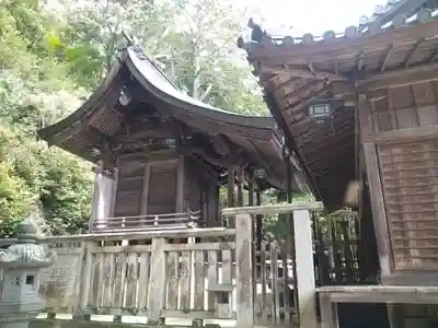 由加神社（和気由加神社）の本殿