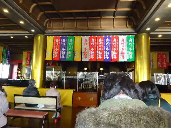 身代り不動尊(大明王院)の本殿・本堂