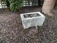 雷三神社の手水舎