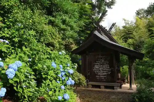 三春駒神社の本殿