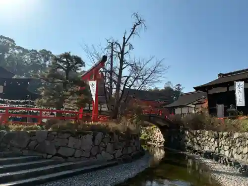 賀茂御祖神社（下鴨神社）の{uncategorized: "未分類", other: "その他", undefined: "問題あり", building: "その他建物", grave: "お墓", sacred_gate: "鳥居", guardian: "狛犬", statue: "像", buddha: "仏像", history: "歴史", nature: "自然", garden: "庭園", animal: "動物", pagoda: "塔", temizu: "手水舎", mountain_gate: "山門・神門", sanctuary: "本殿・本堂", subordinate: "末社・摂社", art: "芸術", scenery: "景色", jizo: "地蔵", ema: "絵馬", goshuin: "御朱印", omikuji: "おみくじ", items: "授与品その他", amulet: "お守り", goshuincho: "御朱印帳", eats: "食事", festival: "お祭り", votive_dance: "神楽", shichigosan: "七五三参", wedding: "結婚式", experience: "体験その他", initially: "初詣", around: "周辺", anti_infection: "感染症対策"}