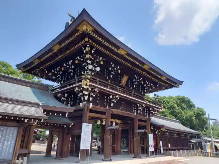 真清田神社の山門・神門