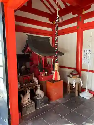 豊藤稲荷神社の末社・摂社