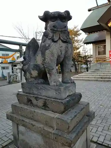 烈々布神社の狛犬