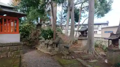 尾曳稲荷神社の末社・摂社