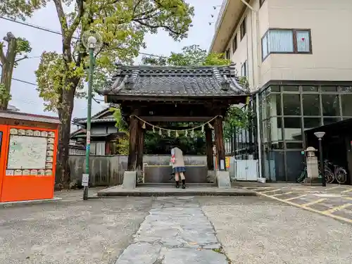 深川神社の手水舎