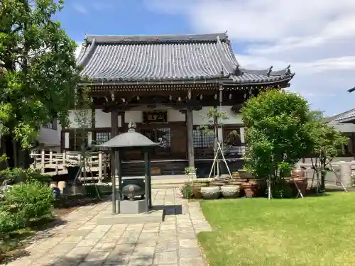 知行院の{uncategorized: "未分類", other: "その他", undefined: "問題あり", building: "その他建物", grave: "お墓", sacred_gate: "鳥居", guardian: "狛犬", statue: "像", buddha: "仏像", history: "歴史", nature: "自然", garden: "庭園", animal: "動物", pagoda: "塔", temizu: "手水舎", mountain_gate: "山門・神門", sanctuary: "本殿・本堂", subordinate: "末社・摂社", art: "芸術", scenery: "景色", jizo: "地蔵", ema: "絵馬", goshuin: "御朱印", omikuji: "おみくじ", items: "授与品その他", amulet: "お守り", goshuincho: "御朱印帳", eats: "食事", festival: "お祭り", votive_dance: "神楽", shichigosan: "七五三参", wedding: "結婚式", experience: "体験その他", initially: "初詣", around: "周辺", anti_infection: "感染症対策"}