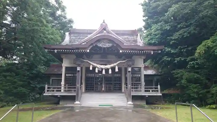 靜内神社の本殿・本堂