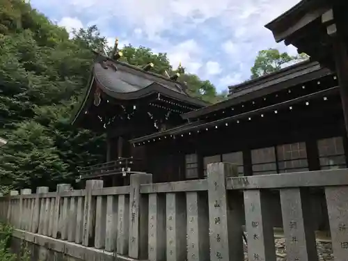 藤島神社（贈正一位新田義貞公之大宮）の本殿