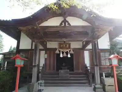 勘代寺の本殿・本堂